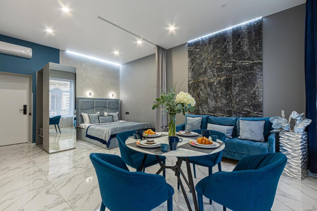 Family Residence Boutique Apartments Lviv Kültér fotó