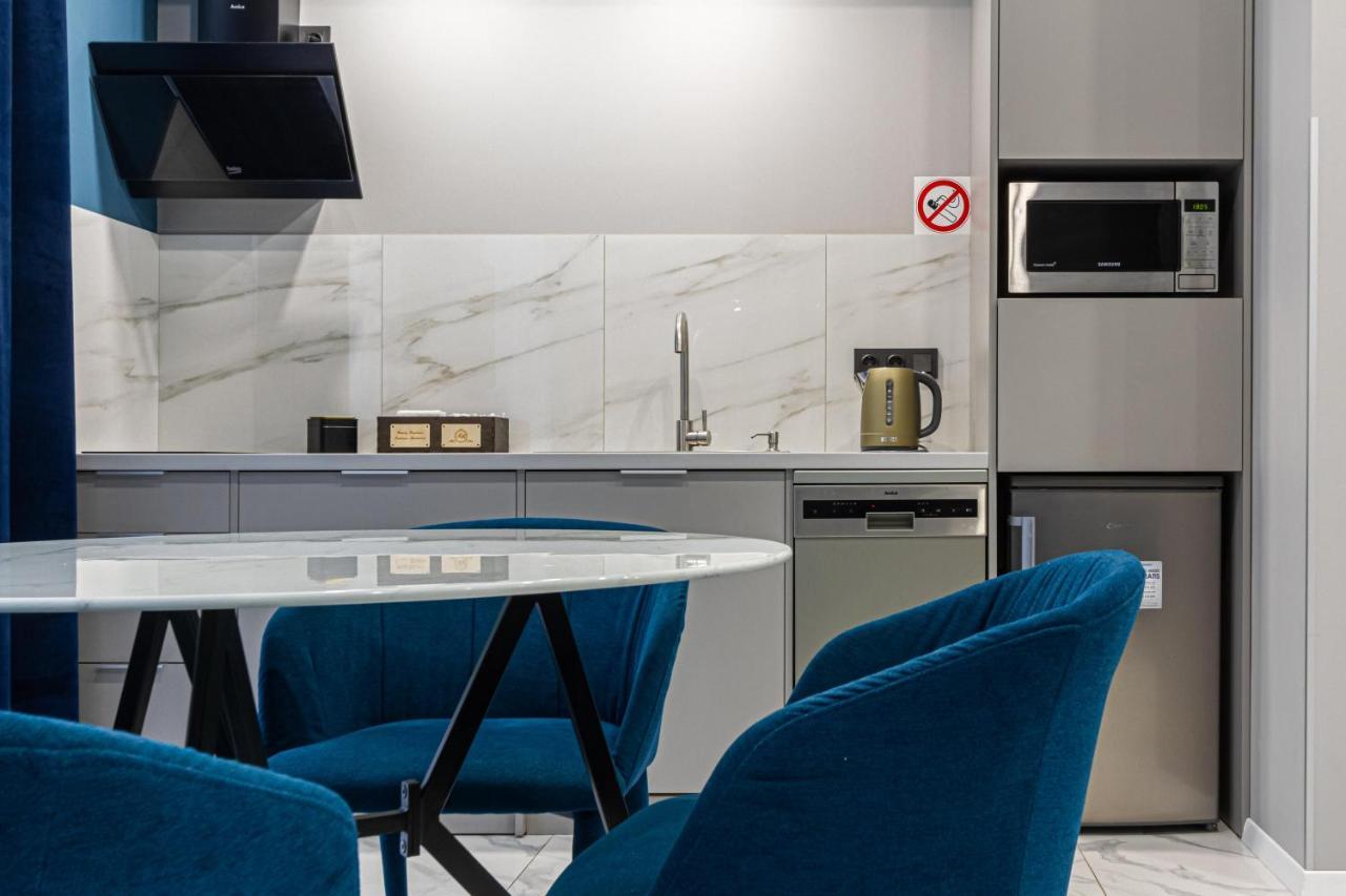 Family Residence Boutique Apartments Lviv Kültér fotó