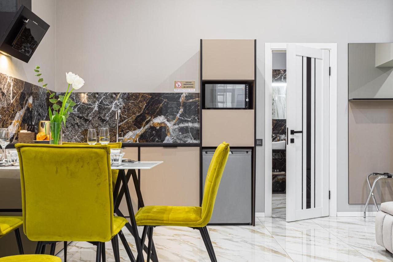 Family Residence Boutique Apartments Lviv Kültér fotó