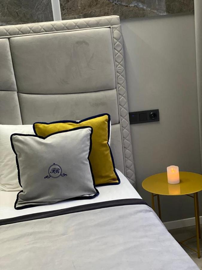 Family Residence Boutique Apartments Lviv Kültér fotó