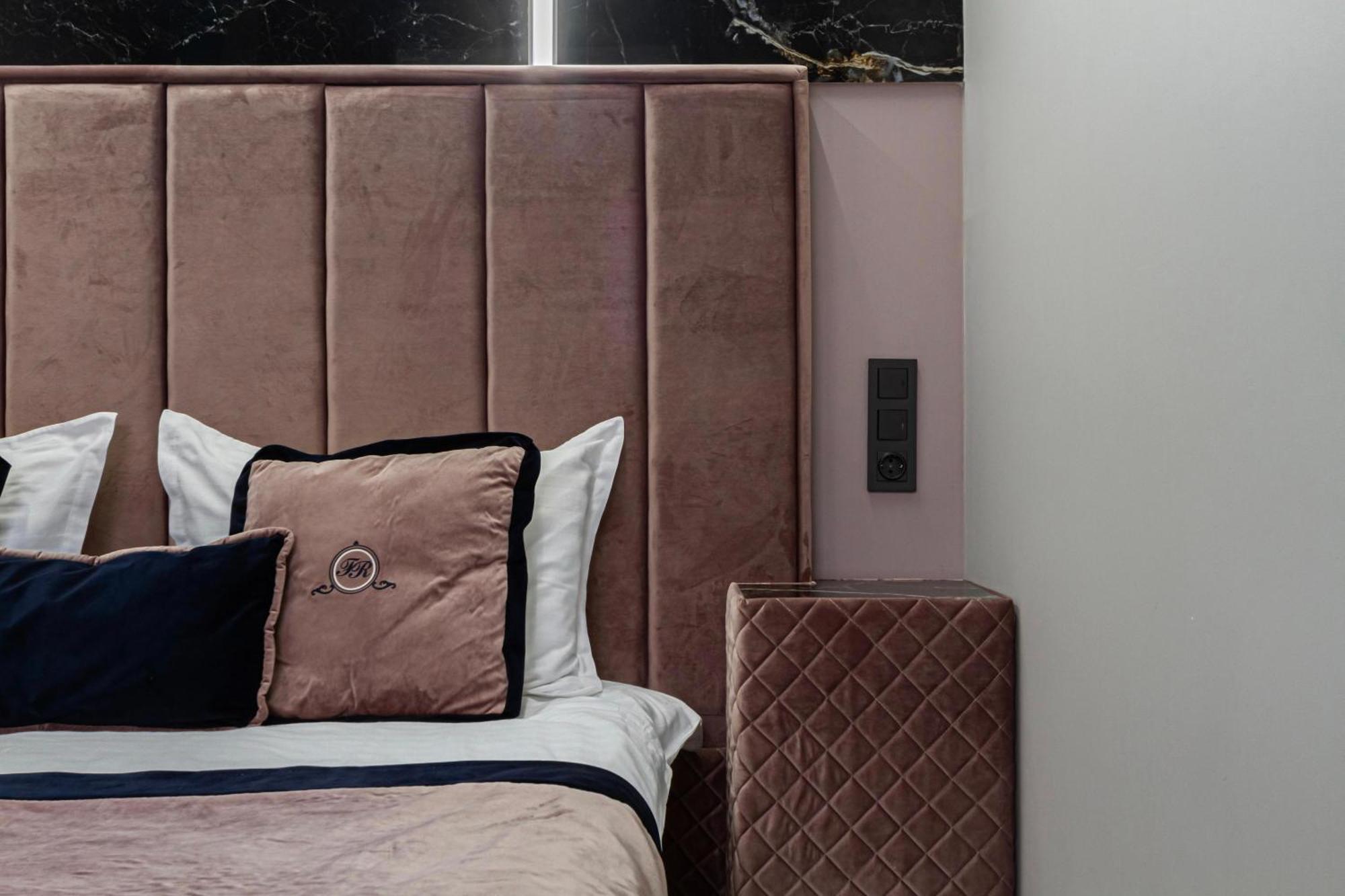 Family Residence Boutique Apartments Lviv Kültér fotó