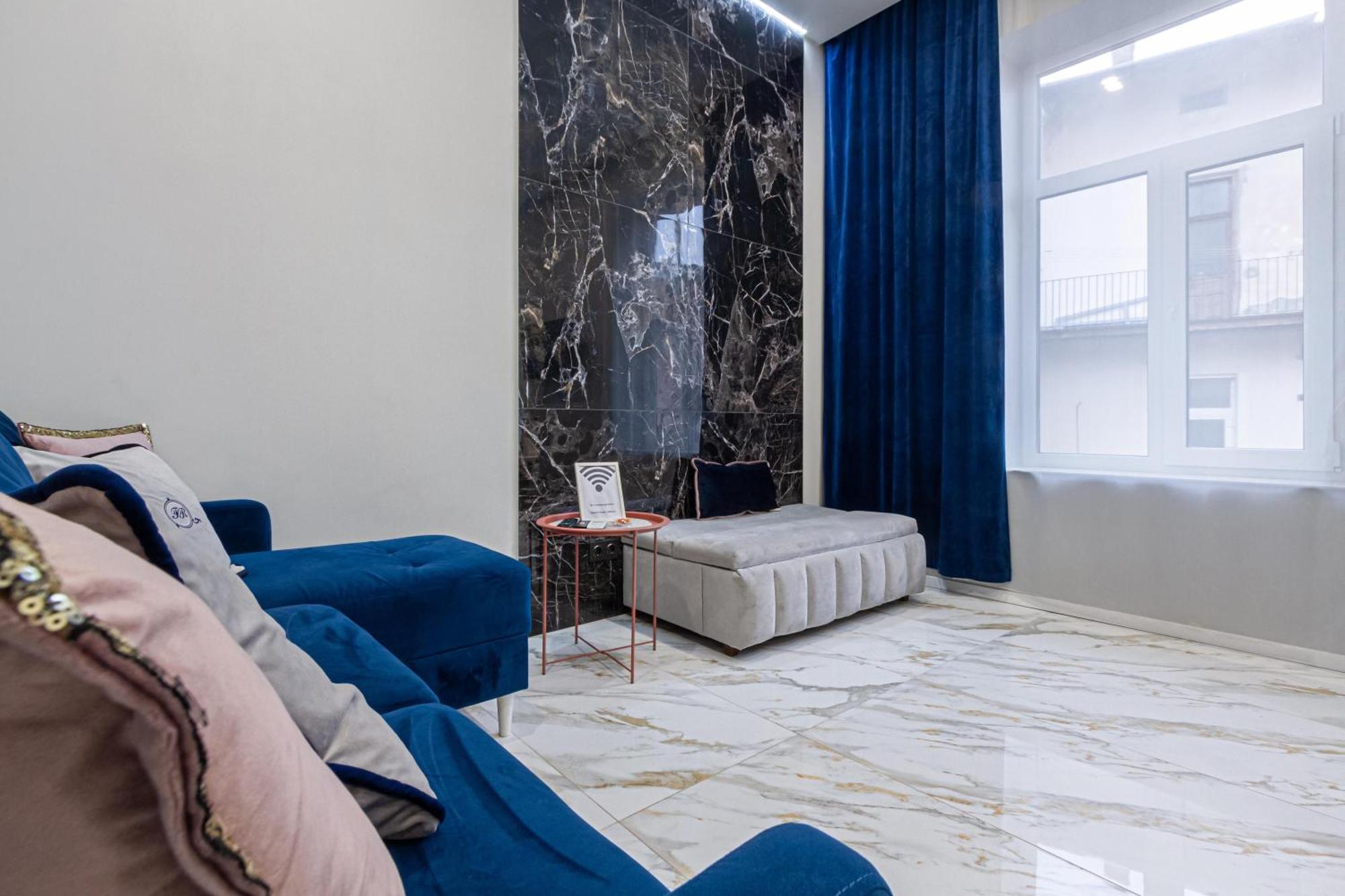 Family Residence Boutique Apartments Lviv Kültér fotó