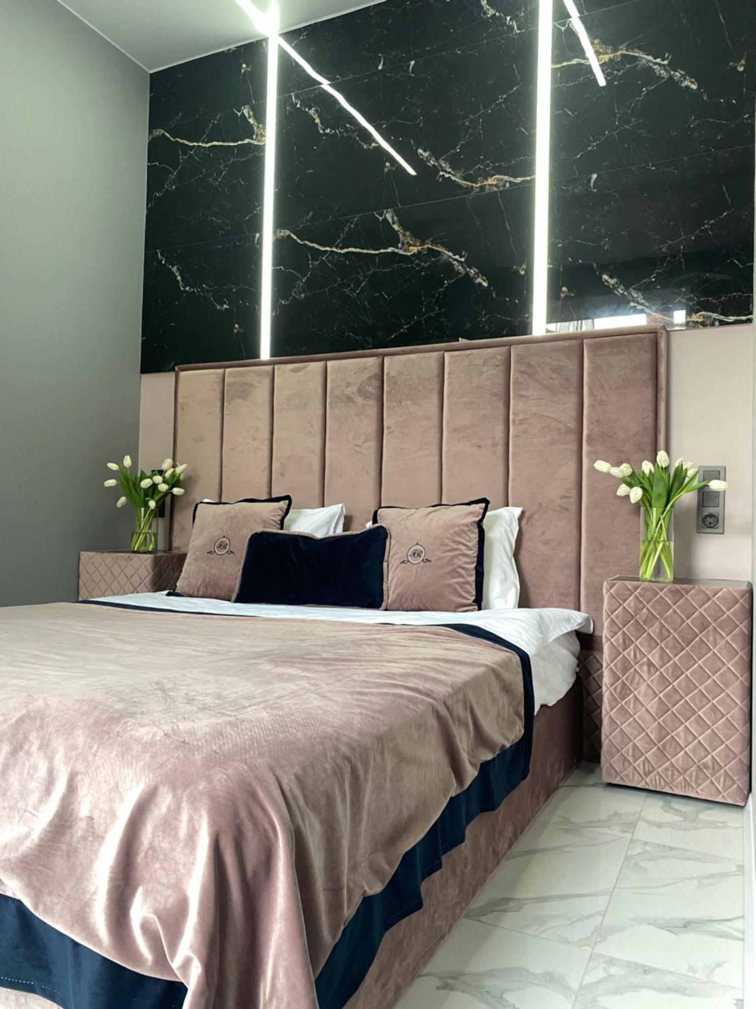Family Residence Boutique Apartments Lviv Szoba fotó